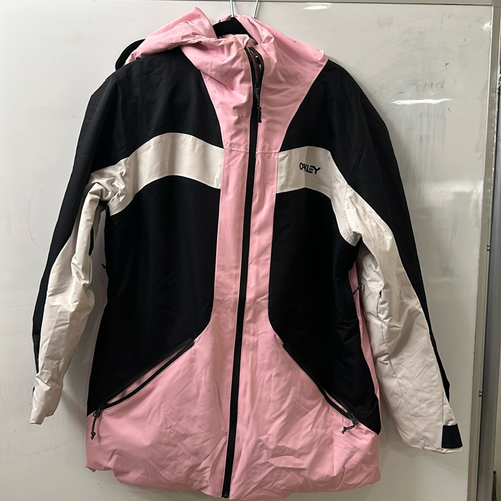 Women’s XL Oakley Ski/Snowboard Jacket